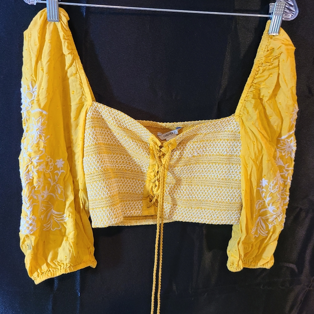 Top - Picture 2 of 2